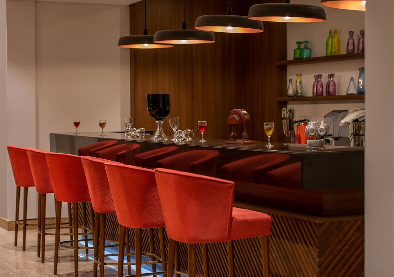 Crystal Inn Hotel - Alamein (Adults Only) 阿莱曼 外观 照片 The bar at the 1907